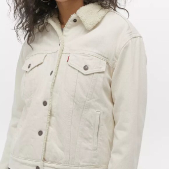 Levi's off-white canvas Sherpa lined Ex Boyfriend Trucker Jacket Size Large - Picture 1 of 8